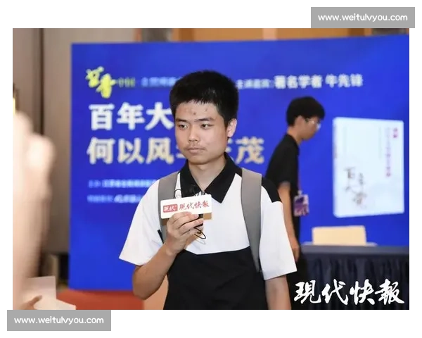 毕飞宇笔下的 “苏超” 之火：不止 6 万观众的深呼吸